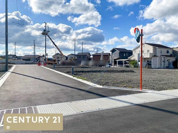 和歌山市府中分譲地　4号地の前面道路含む現地写真