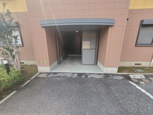 サンライズ村田Eのエントランス