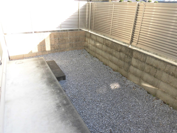 プラウド年見の庭|102 専用庭