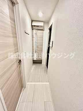 ラ・パーチェ江坂1の玄関