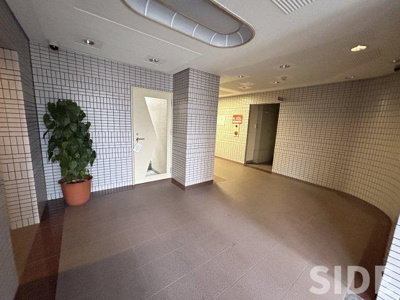 【ロビー】 | Uスギモト | ※別号室参考画像