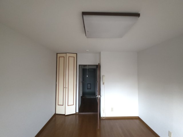 サンコーポラス坂本の居間・リビング
