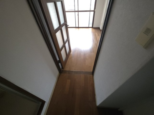 サンコーポラス坂本の内装