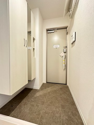 CREST明石の玄関