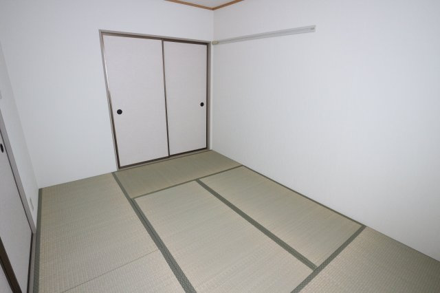 オーク東須磨の寝室