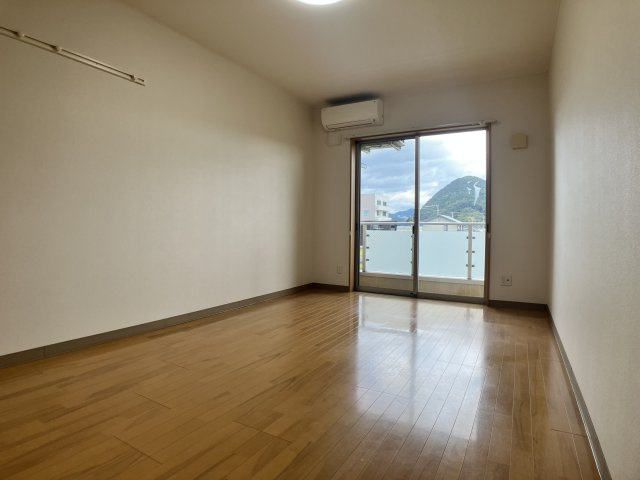 【居間・リビング】 | インター御坊ハイツウエヒラ