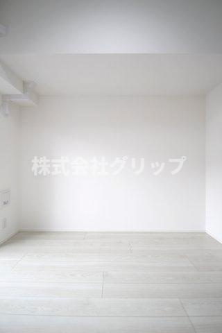 クラリッサ横浜シエルの洋室