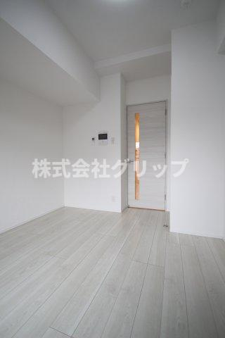 クラリッサ横浜シエルの洋室