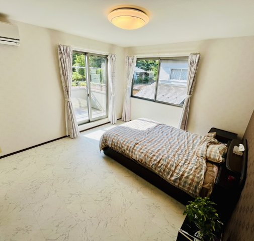 中古住宅　東深瀬の洋室|2階南側洋室