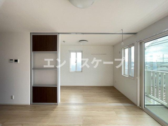 デカルトの居間・リビング|高崎、前橋、伊勢崎エリアのお部屋探しはエンドスケープまで！お客様の理想お聞かせ下さい♪