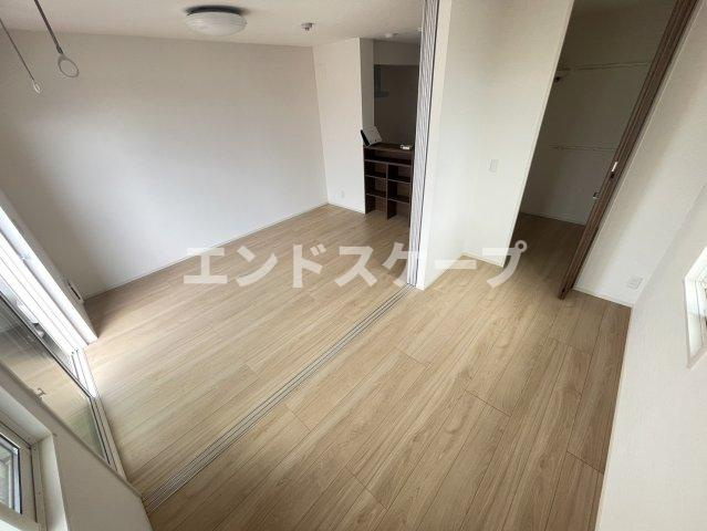 デカルトの洋室|高崎、前橋、伊勢崎エリアのお部屋探しはエンドスケープまで！お客様の理想お聞かせ下さい♪