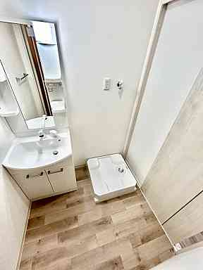 フジパレス吹田垂水町Ⅲ番館の洗面所