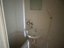 落ち着いた空間のお風呂です