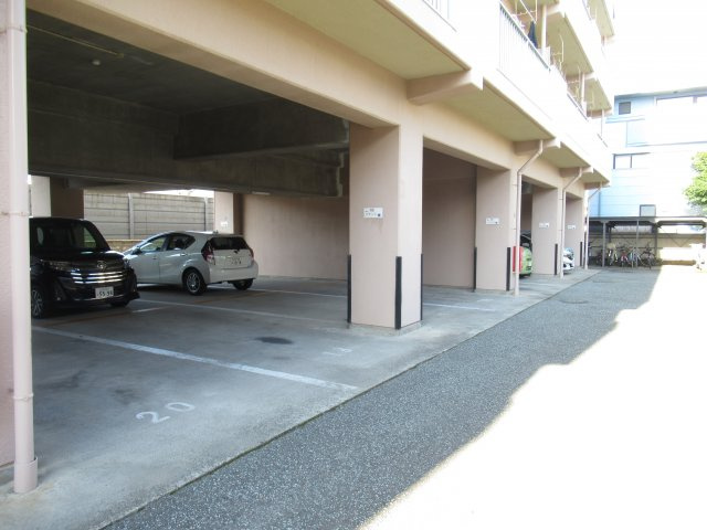 YMO旅篭町の駐車場|先着順