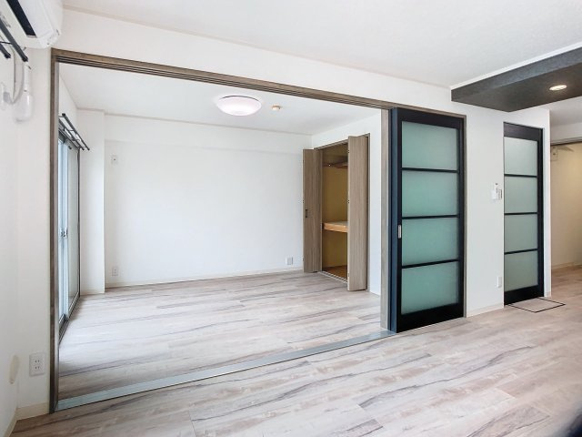 YMO旅篭町の洋室