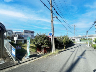 【前面道路含む現地写真】