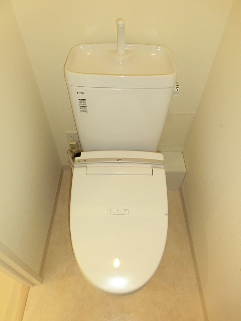 COMFORIA浅草橋のトイレ|温水洗浄便座です