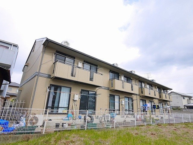 ヴィラコスモの外観|建物外観を気になさる方へ、見た目の良い物件です