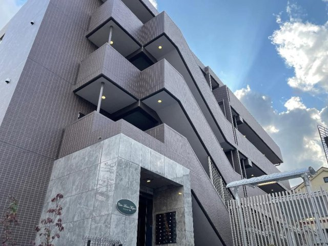 カルムメゾン目黒の外観