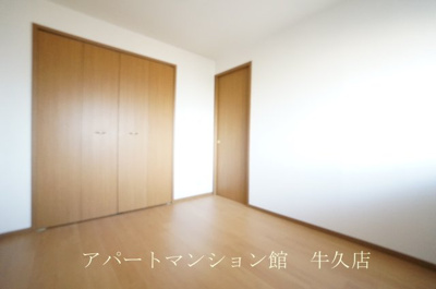 【洋室】 | グランメゾンプラム