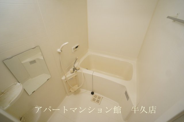 グランメゾンプラムの浴室