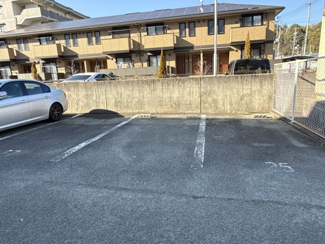 コーポ青山Ⅱの駐車場