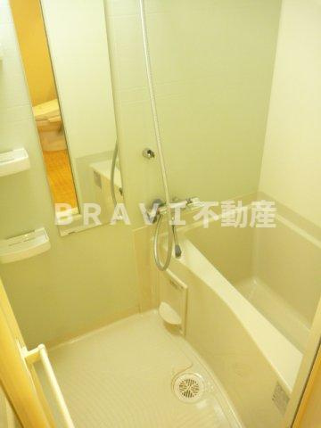アクアプレイス北浜　BRAVI不動産の浴室|【アクアプレイス北浜】落ち着いた空間のお風呂です