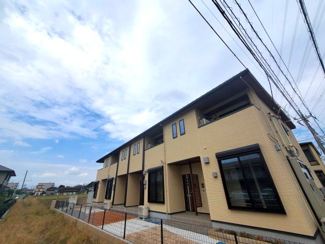 グレイスフルBの外観|★都市ガス★ペット飼育可★ネット無料★エアコン★南向き★