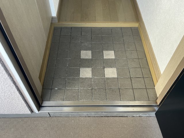 ハイクリスタルの玄関