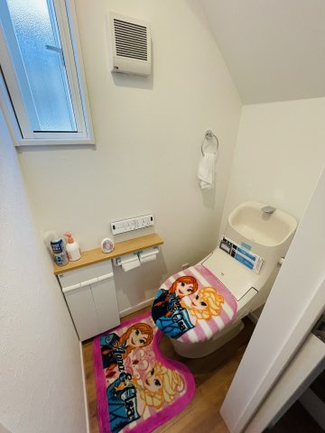 【築浅中古住宅】ふじみ野市亀久保のトイレ