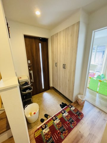 【築浅中古住宅】ふじみ野市亀久保の玄関