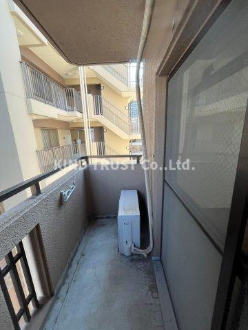 メゾンエイコー浮田のバルコニー|陽当たり良好なバルコニーです