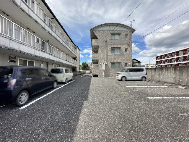 メリベルⅠの駐車場