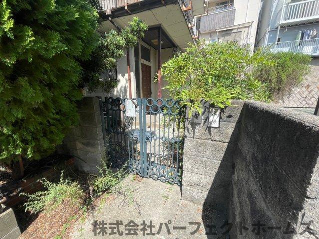 印田町中古戸建のエントランス
