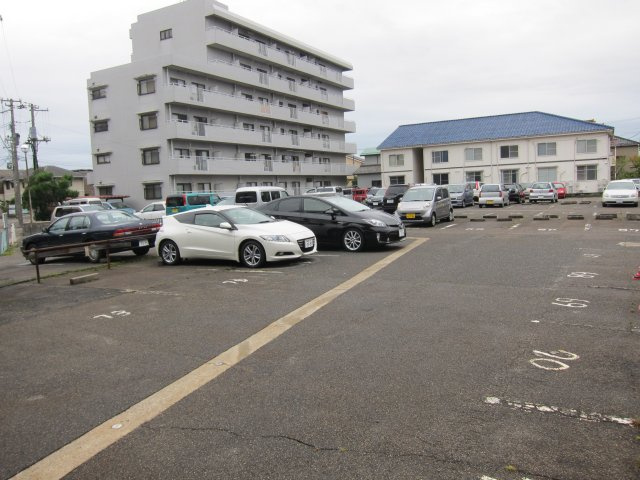 アーデル天神尾駐車場　①の外観