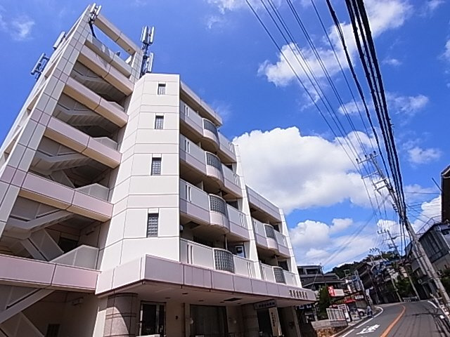 神戸市須磨区車字竹ノ下の賃貸マンションの外観