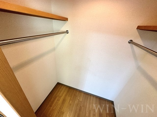 サンプレミア前芝西の収納