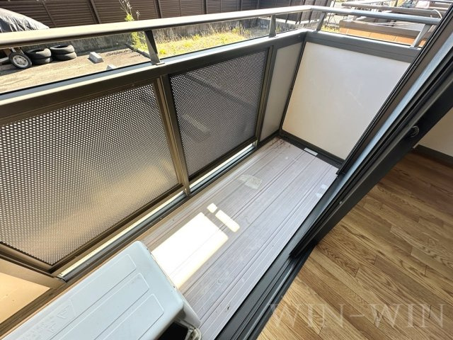 サンプレミア前芝西のバルコニー