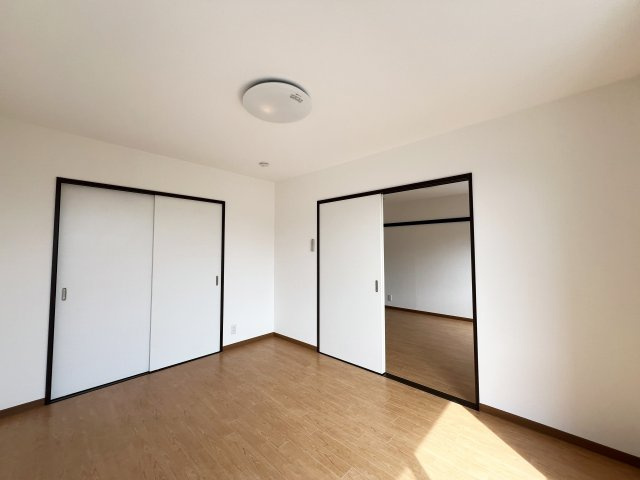 長崎ハイツの洋室