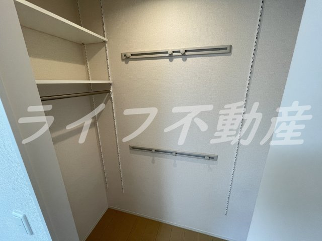 レスペランスA棟の収納|ちょっとした収納スペースも充実しています