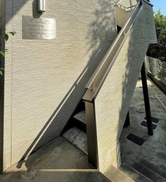 Ｃｅｒｅｂｒａｒｅ　Ｎｉｓｈｉｆｕｎａｂａｓｈｉ（セレブラーレ西船橋）のエントランス