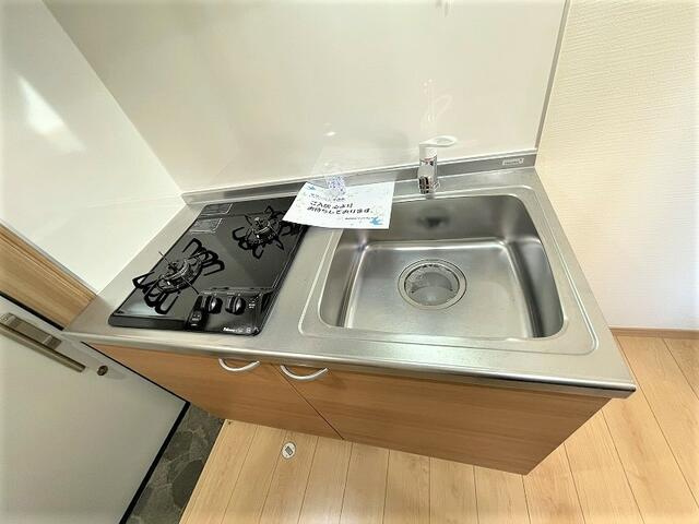 Ｃｅｒｅｂｒａｒｅ　Ｎｉｓｈｉｆｕｎａｂａｓｈｉ（セレブラーレ西船橋）のキッチン