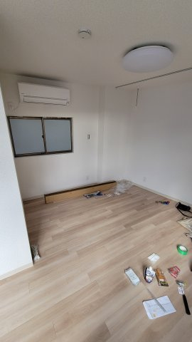 BT追分ビルの内装|現契約者入居前のリフォーム中写真