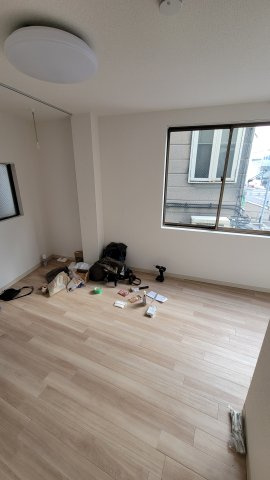 BT追分ビルの内装|現契約者入居前のリフォーム中写真