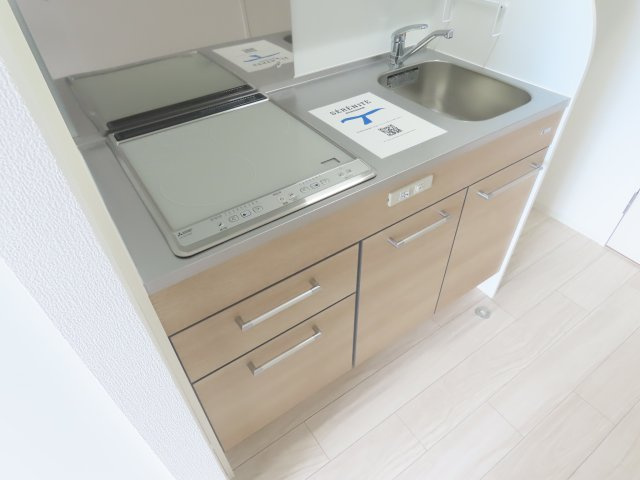 大阪市淀川区十三本町２丁目の賃貸マンションのキッチン