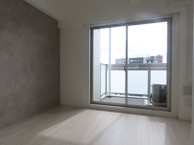大阪市淀川区十三本町２丁目の賃貸マンションの洋室