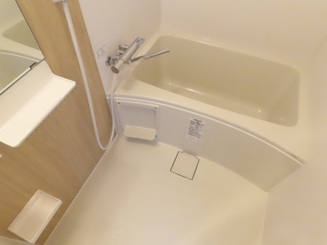 大阪市淀川区十三本町２丁目の賃貸マンションの浴室