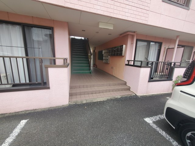 カメリアコートのエントランス