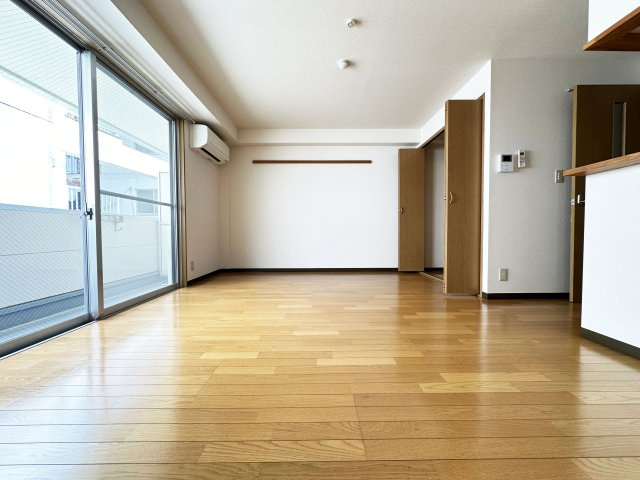 アスティオンYの居間・リビング
