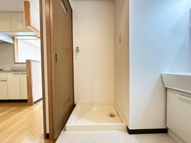 アスティオンYの洗面所